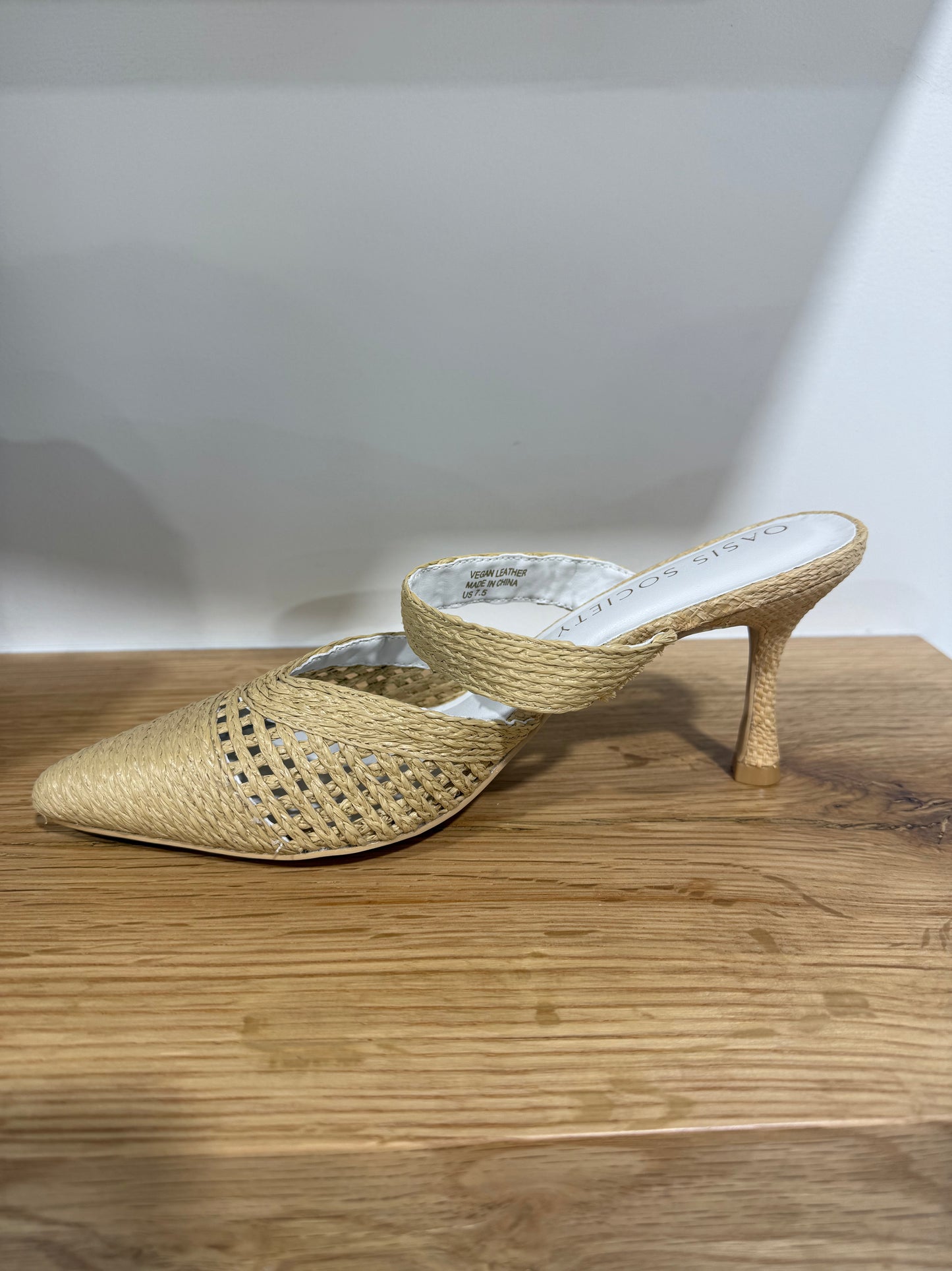 The Tia Kitten Heel