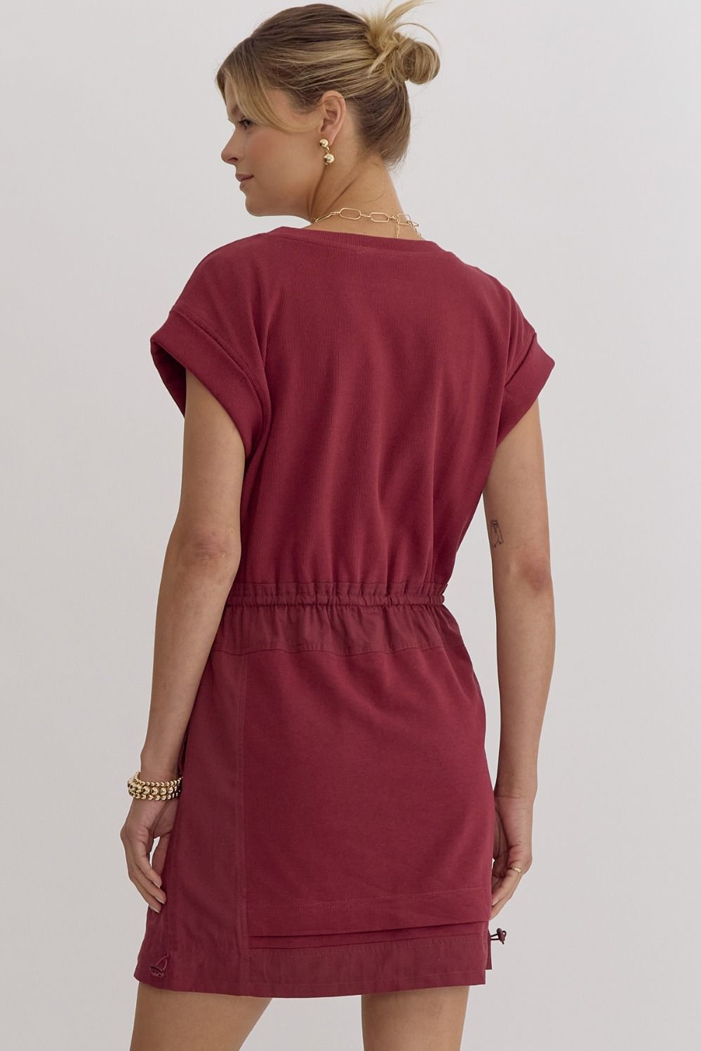 Brisk Afternoon Walk Dress In Maroon